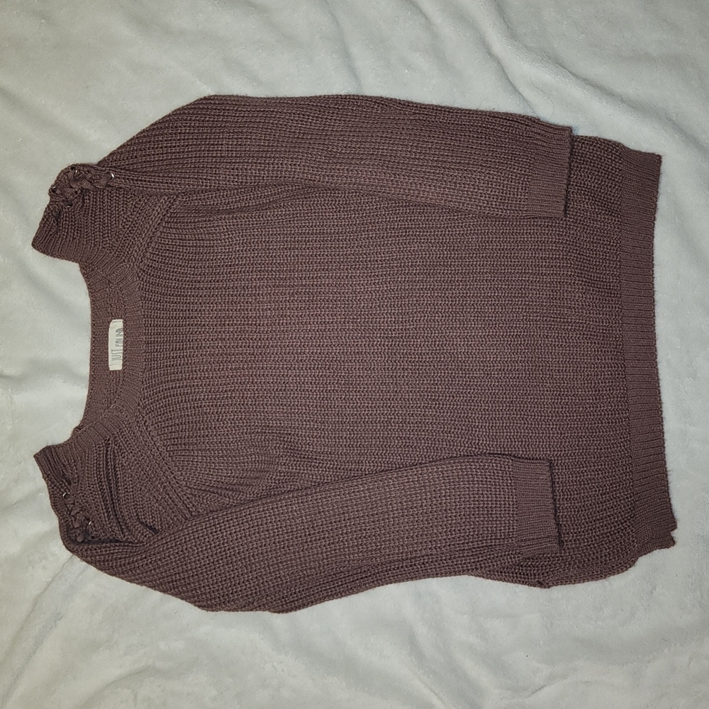 Mauve color sweater